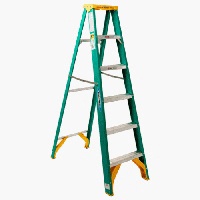 4' STEP LADDER WERNER TYPE II